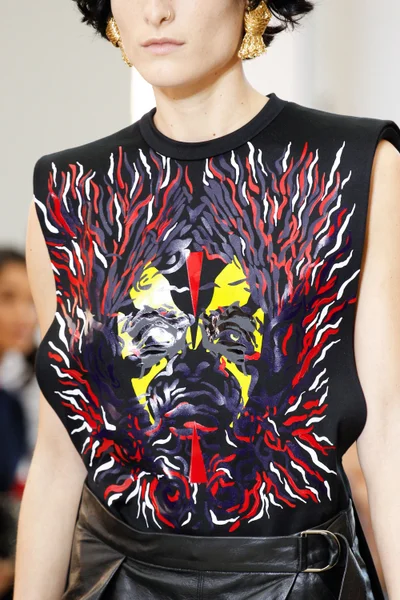Look 26